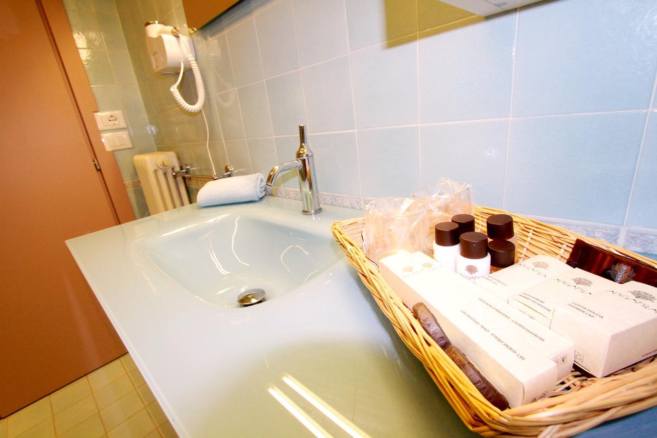 Villa Paola B&B Siena Dış mekan fotoğraf