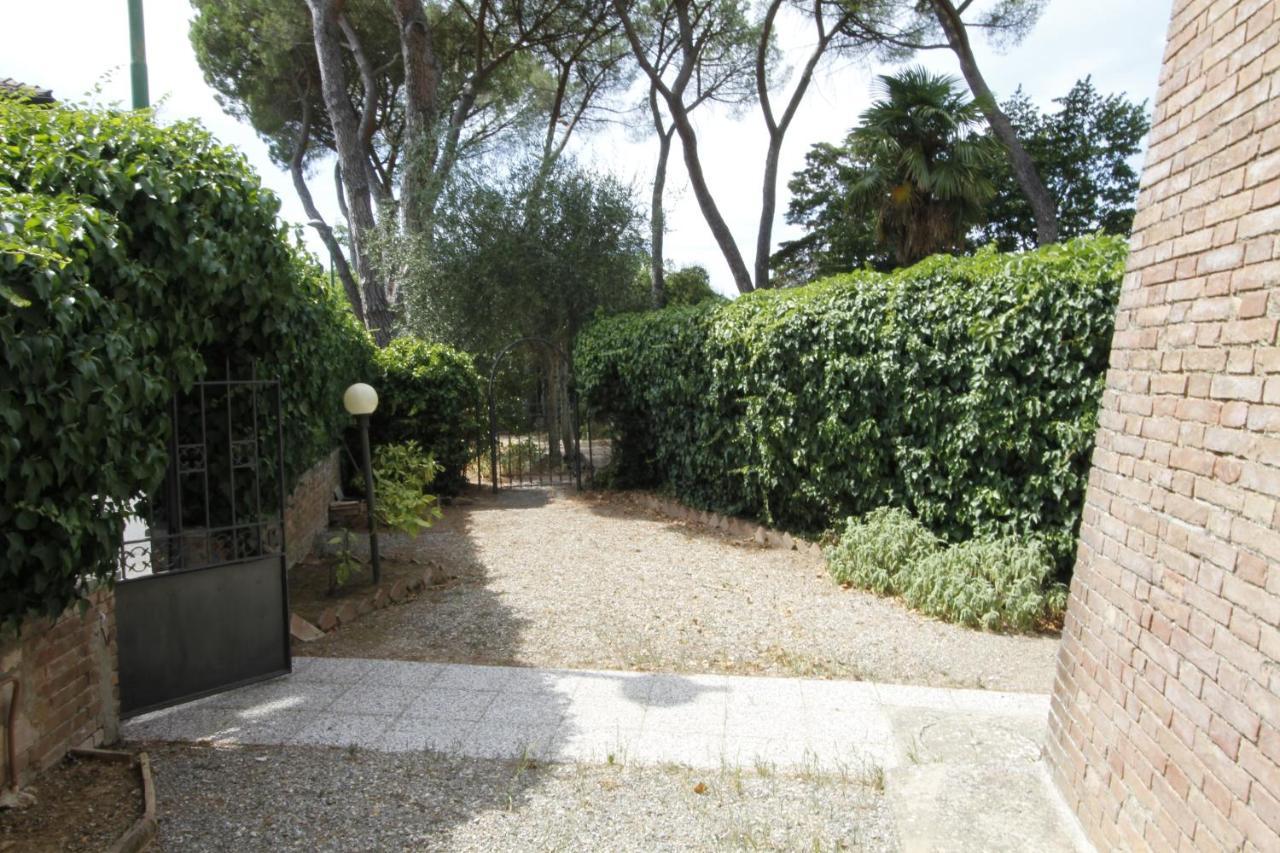 Villa Paola B&B Siena Dış mekan fotoğraf